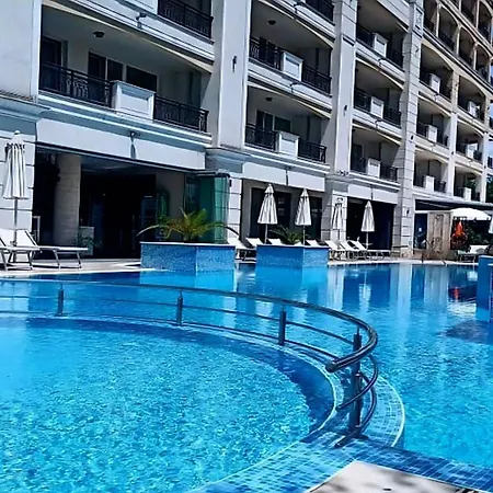 Apartment Elegant Beachfront At *
